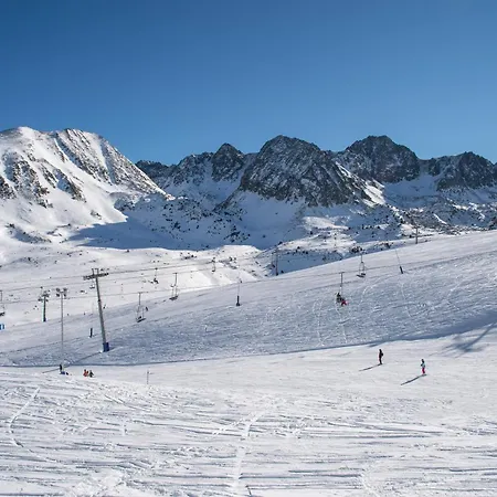 Pierre & Andorra Alba شقة التارتر
