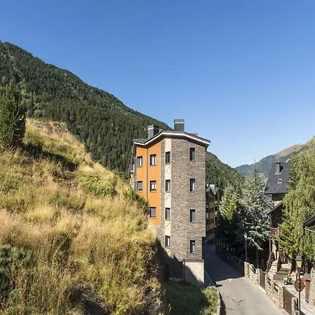 Pierre & Andorra Alba التارتر